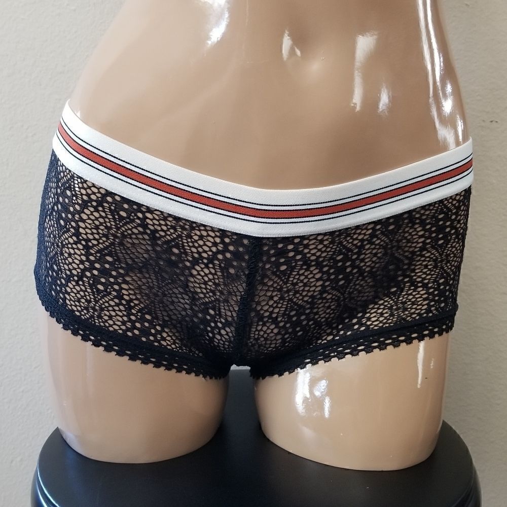 XS Victoria's Secret Black Lace Shortie Panty